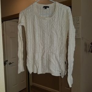 Off white American Eagle Sweater